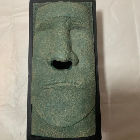 Rotary Hero Moai Tiki Easter Island Tissue Box EUC - Picture 2 of 11
